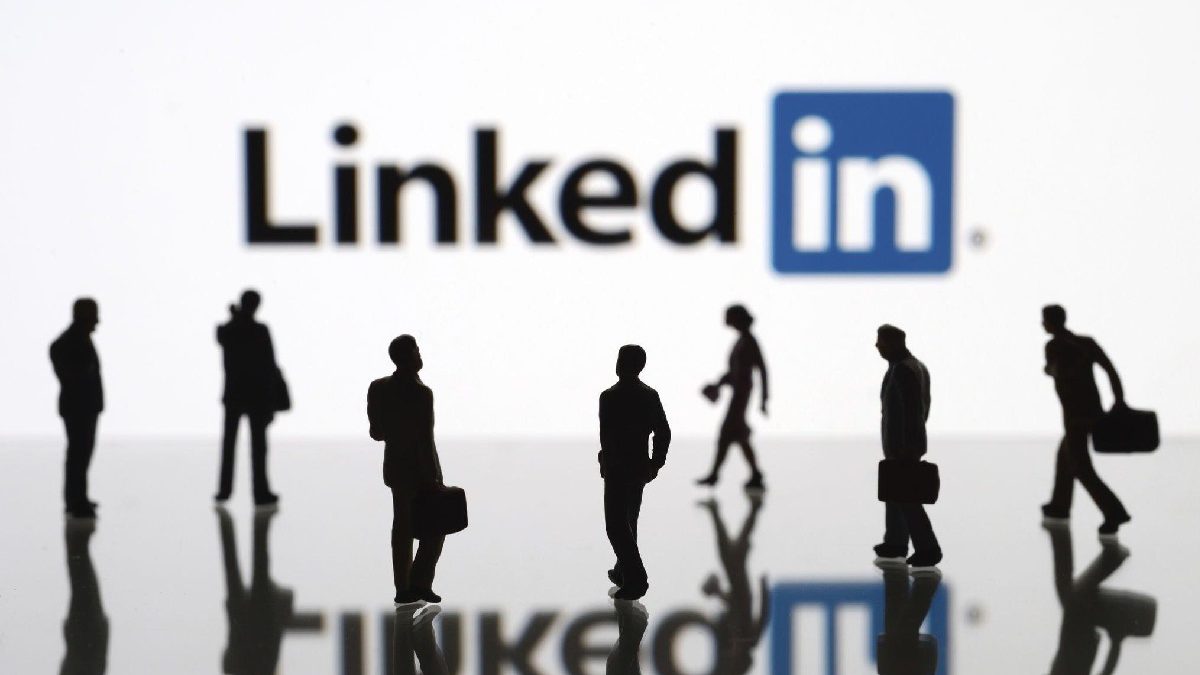 What are the Linkedin top startups?