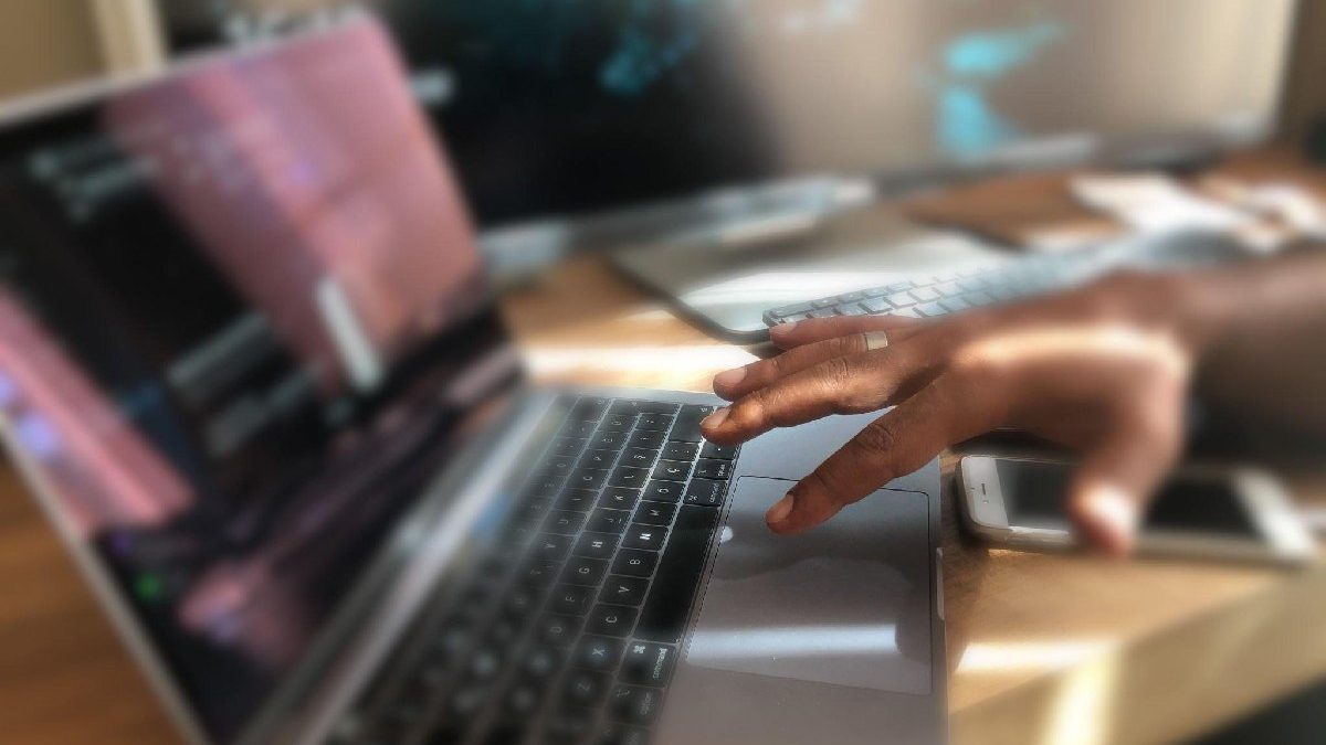 Dell Update Windows Universal Application