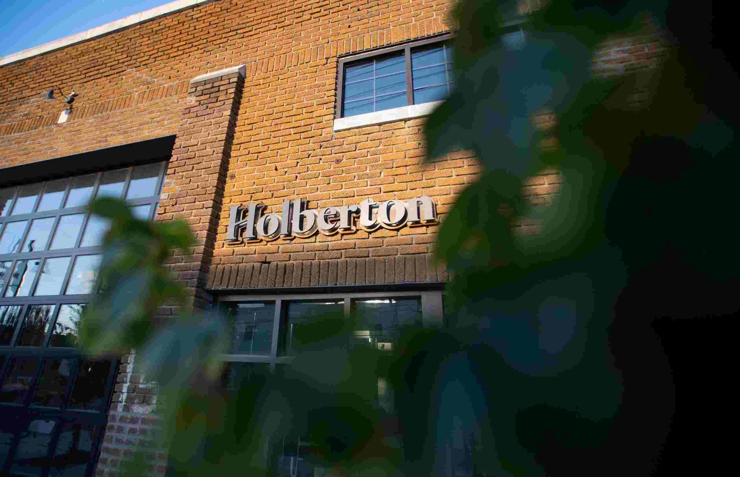 Holberton Saas20m Series