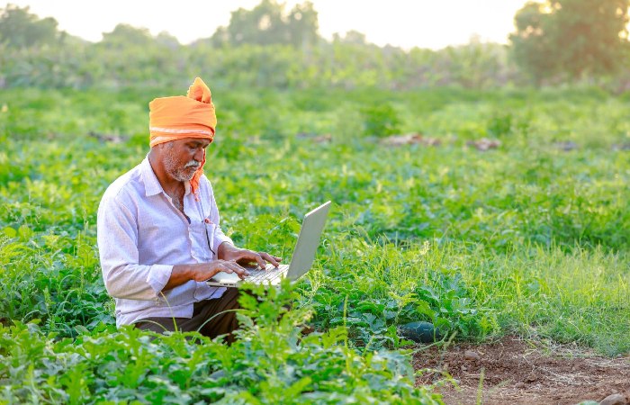 Who Qualifies for the PM Kisan Program?